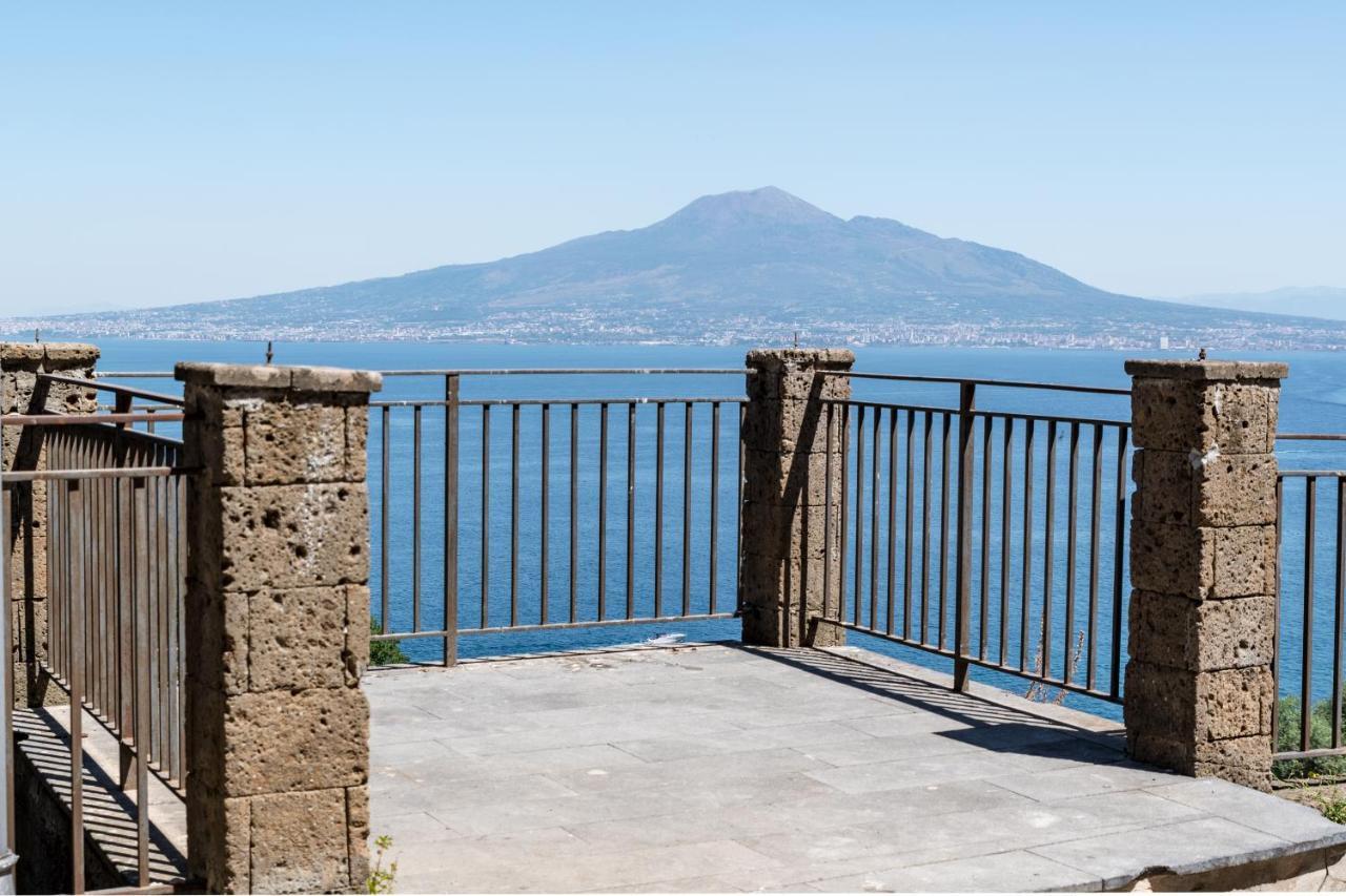 Apartamento Casa Resilienza Vico Equense - 5 min dal mare Exterior foto